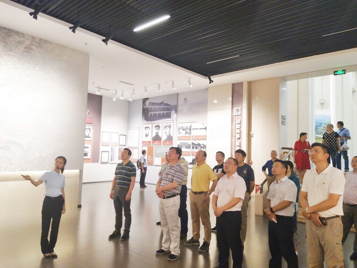 1506043392934069.jpg 2.jpg