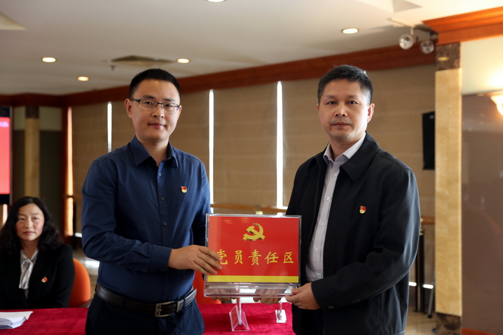 1512725308644754.jpg IMG_1655.jpg