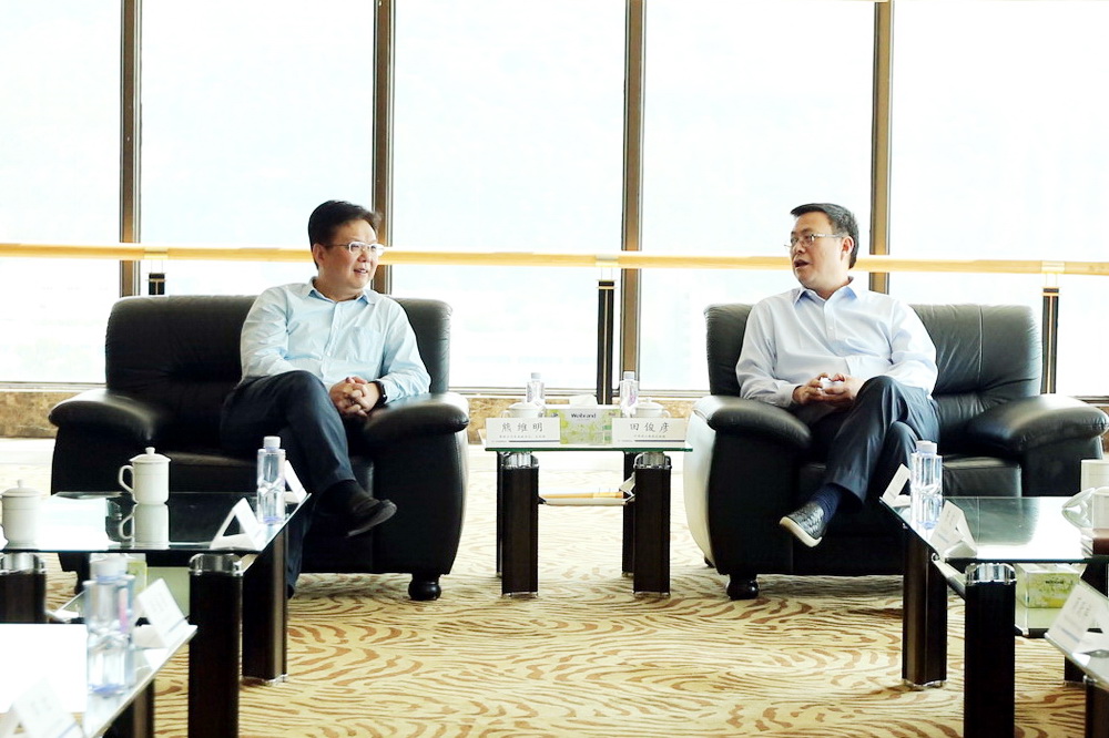 1540460710550406.jpg 2A4A9439.jpg