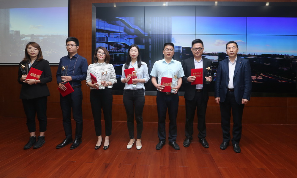 1555323152139130.jpg 2A4A4926.jpg