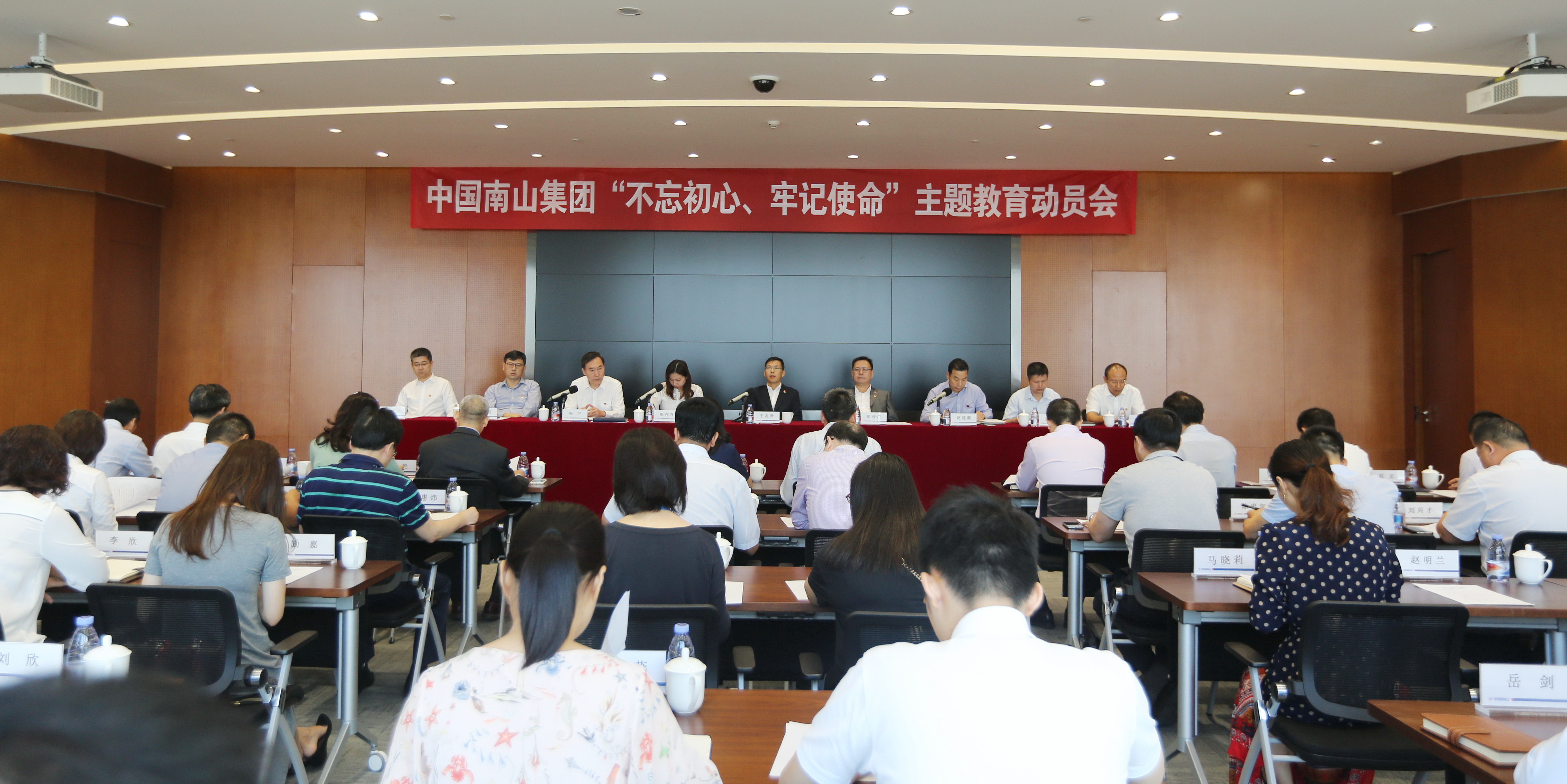 1572317866921815.jpg 2A4A8497.jpg