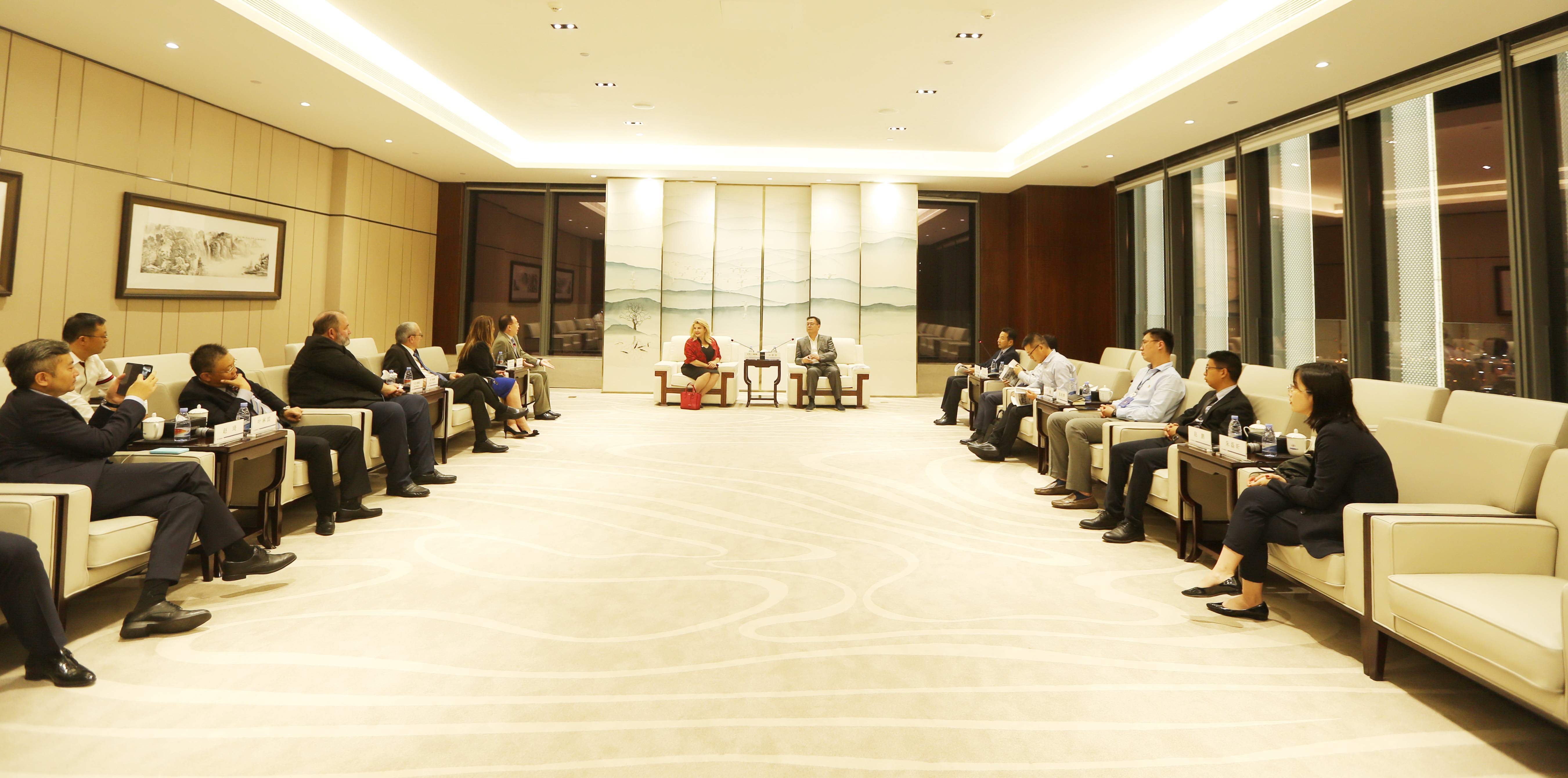 1572318180728192.jpg 2A4A8680.jpg