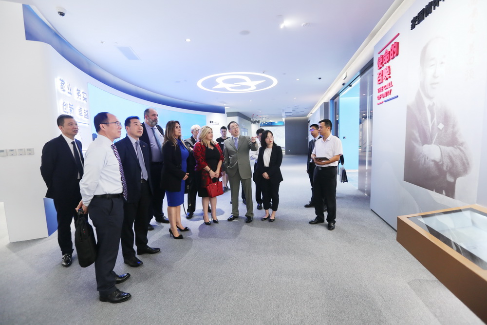 1572318444501126.jpg 2A4A8627.jpg